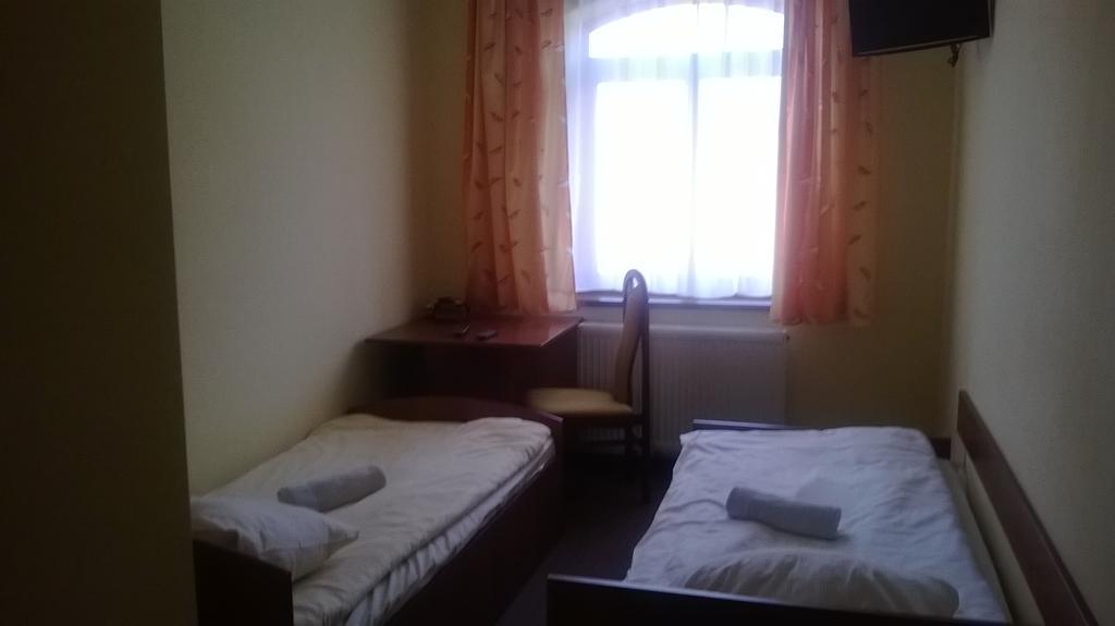 Hostel Milosz Grabowiec  Rum bild