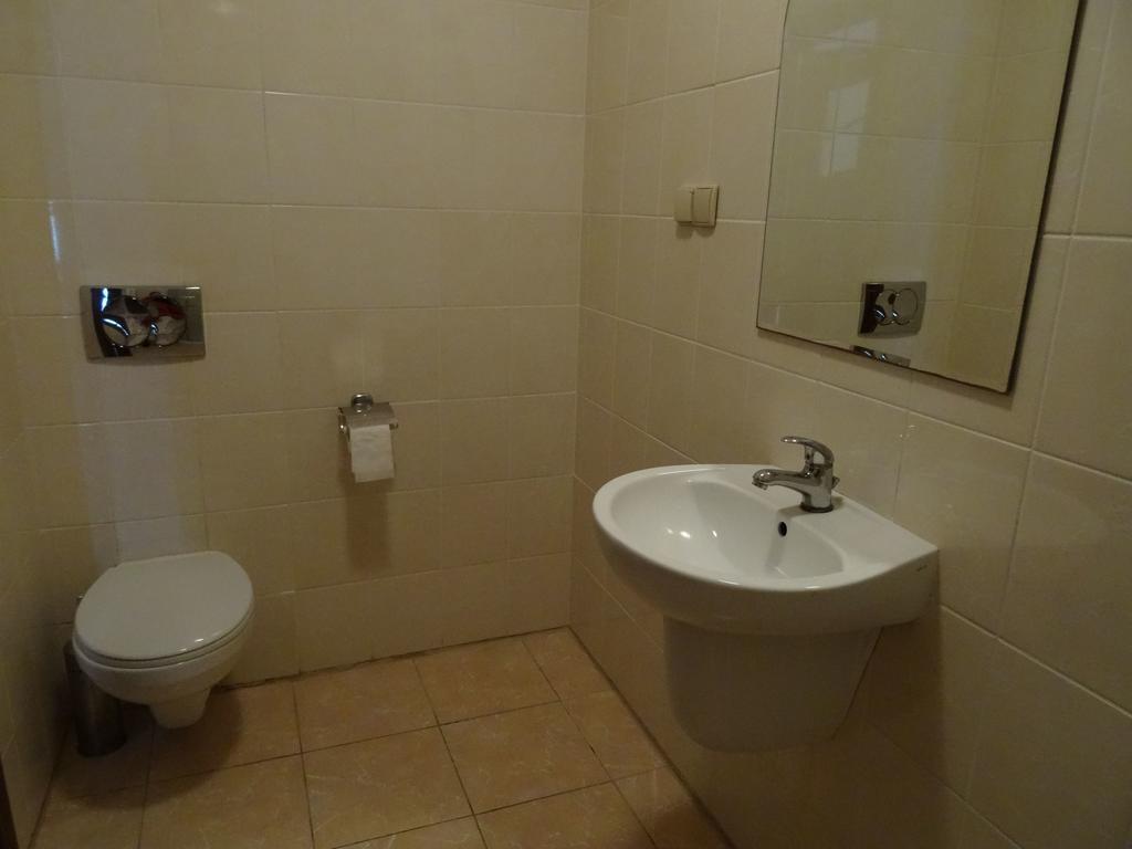 Hostel Milosz Grabowiec  Rum bild