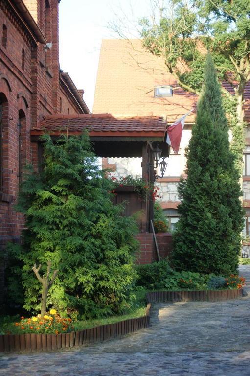 Hostel Milosz Grabowiec  Exteriör bild